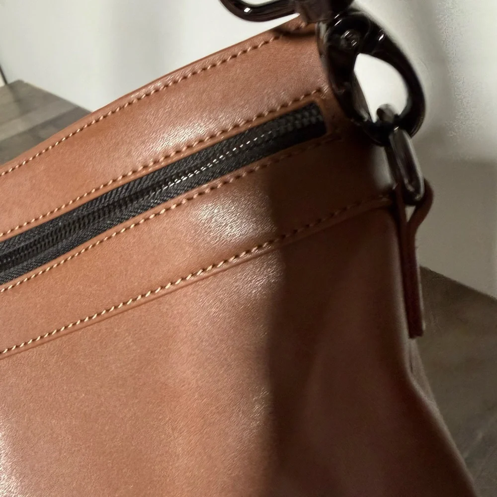 Ted Baker sleek functional
